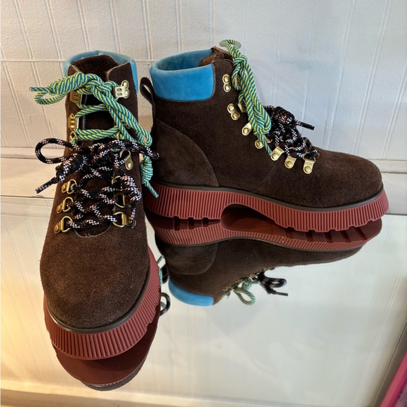 CHARLOTTE STONE! BNIB - Picture 5 of 6